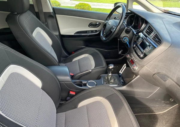 Kia Ceed cena 23900 przebieg: 163900, rok produkcji 2013 z Świecie małe 379
